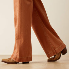 Load image into Gallery viewer, LYLA Coral Trouser
